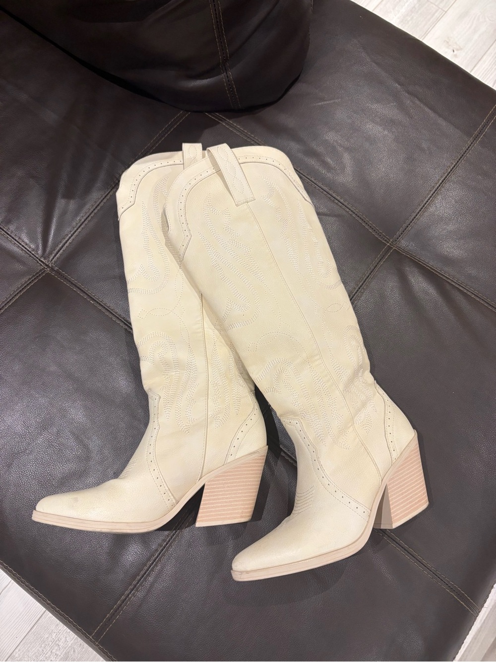 Sugar Cream Western Knee-High Heeled Boots